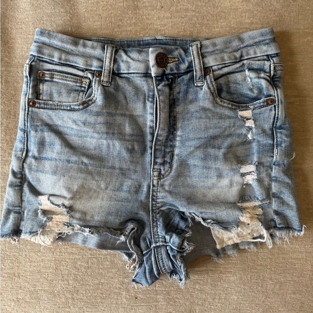 American Eagle women’s stretch curvy high-rise Shorty distressed denim shorts - Picture 2 of 12
